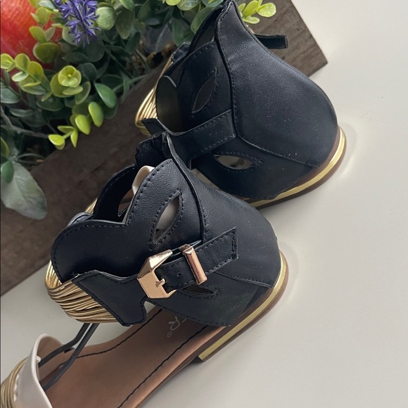 Bumper Black and Gold Women's Sandals - Picture 6 of 8